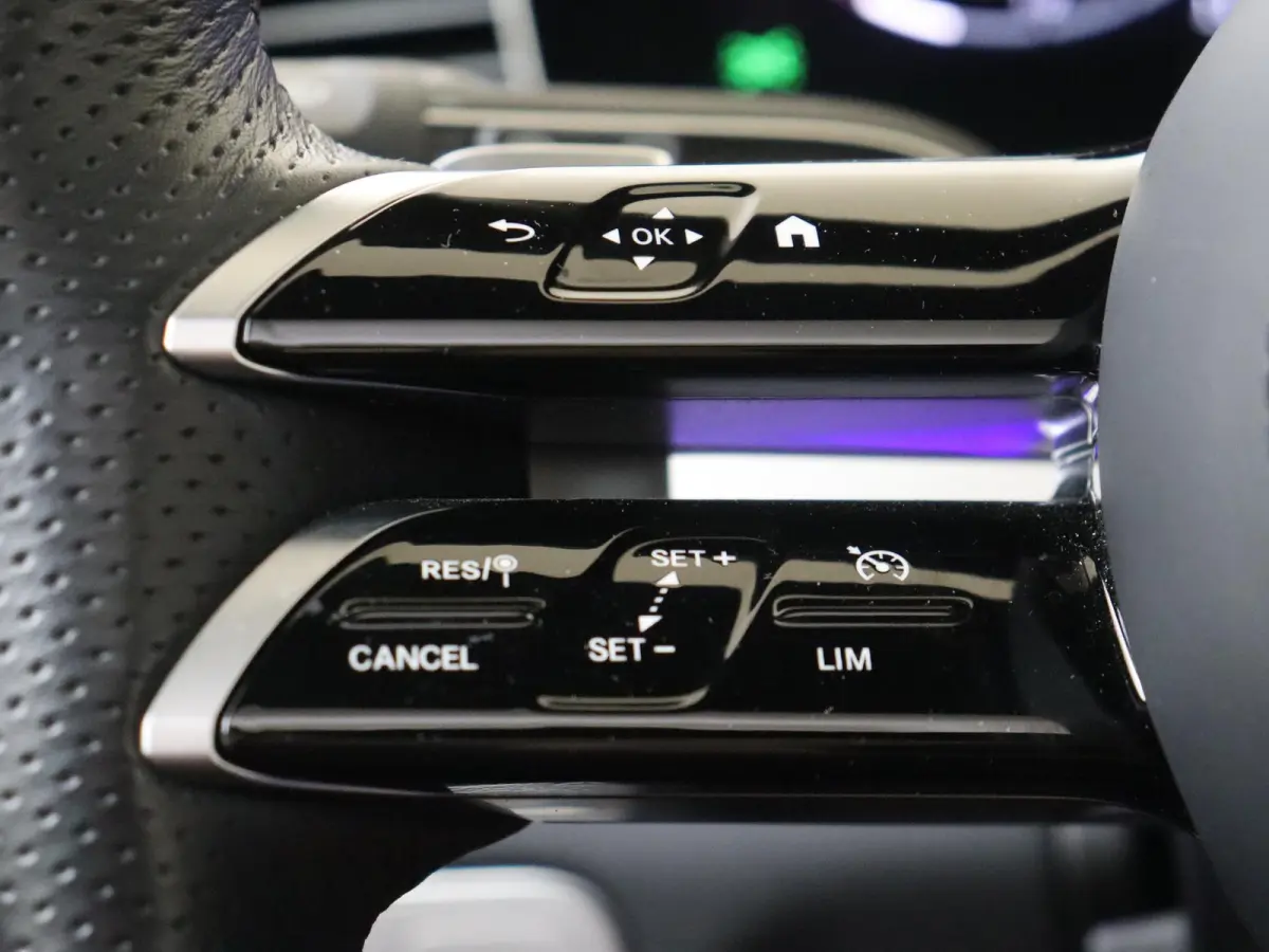 400 e 4MATIC AMG Line / Panoramadak/ Night/ 21 inch/ Burmester/ El. Trekhaak
