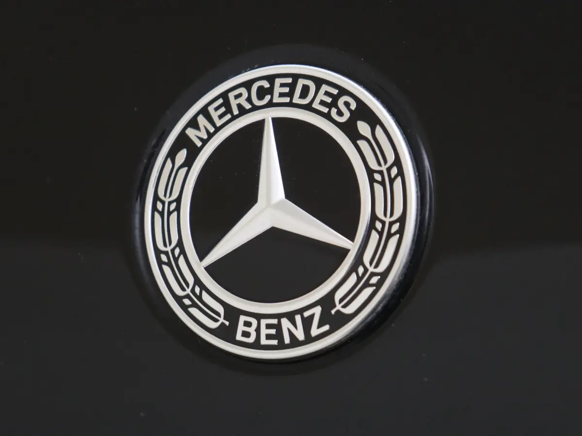400 e 4MATIC AMG Line / Panoramadak/ Night/ 21 inch/ Burmester/ El. Trekhaak