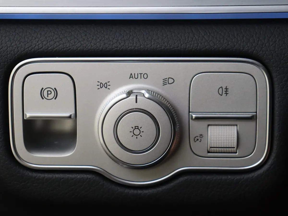 400 e 4MATIC AMG Line / Panoramadak/ Night/ 21 inch/ Burmester/ El. Trekhaak