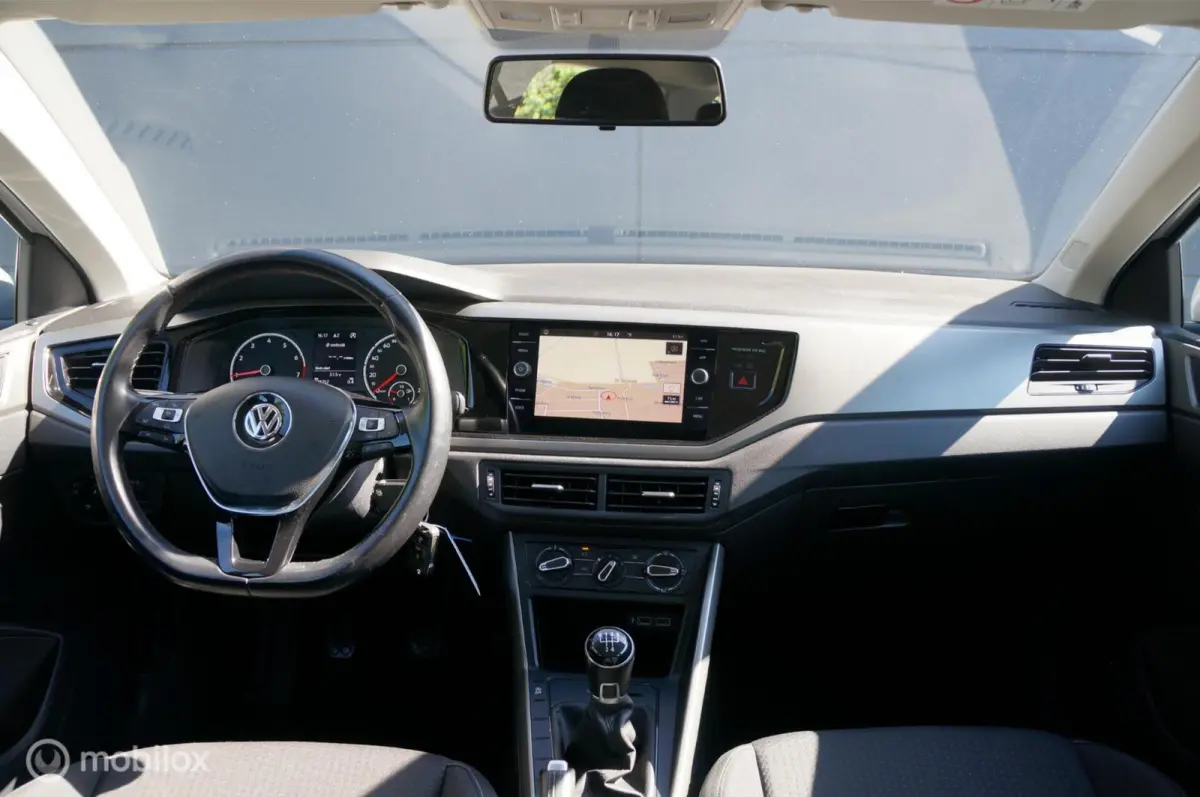 1.0 TSI Comfortline Bns Navi Apple/Android !