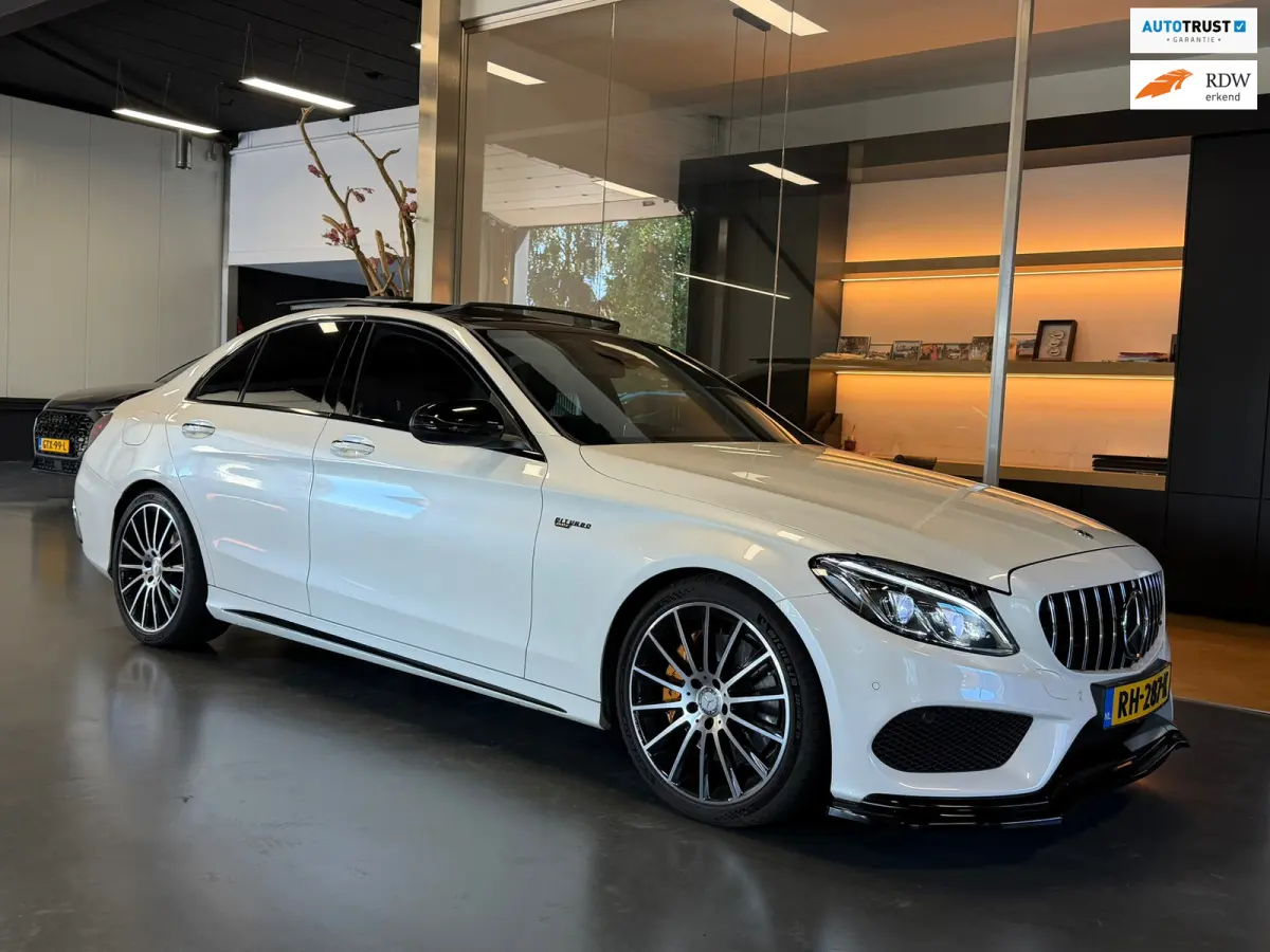 400 4MATIC Amg night Pano Memory Burmester Sfeerverl.
