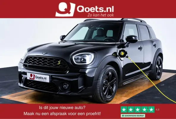 Cooper ALL4 Active Cruise Control - Head up - Elektrisch verstelbare/verwarmde stoelen -  Elektrisch inklapbare buitenspiegels - Comfort acces - Achteruitrijcamera - Getinte Ruiten -
