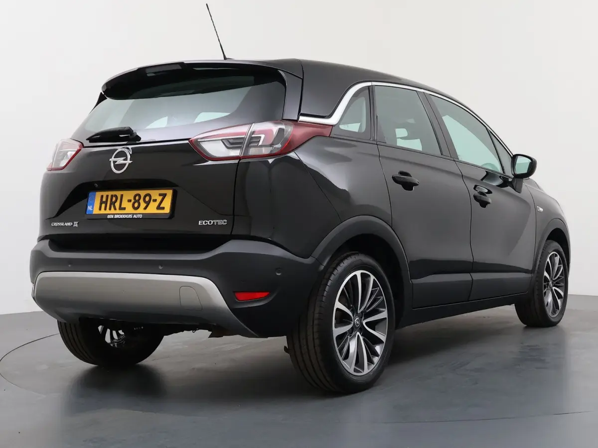 1.2 Turbo Innovation / Navigatie / 360 Camera / Parkeersensoren / Keyless / Carplay / LED / 17'' LMV
