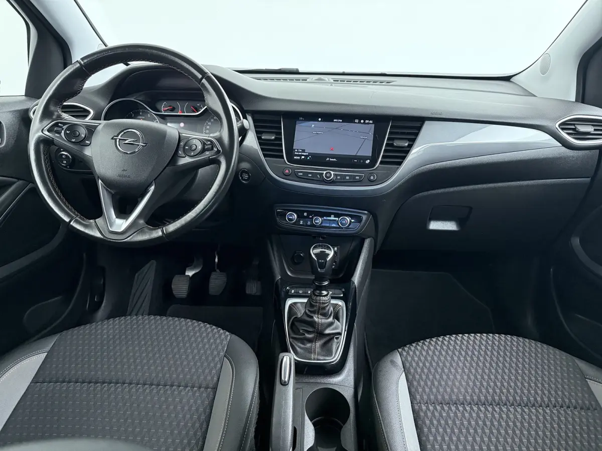 1.2 Turbo Innovation / Navigatie / 360 Camera / Parkeersensoren / Keyless / Carplay / LED / 17'' LMV