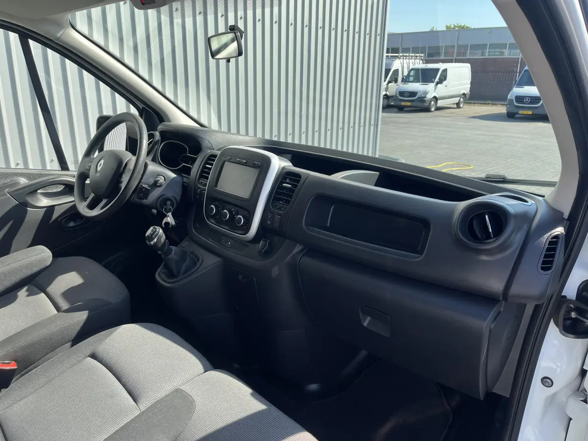 L2H1*CARPLAY*FULL-LED*3-PERS*HAAK*CRUISE*A/C*NAVI*