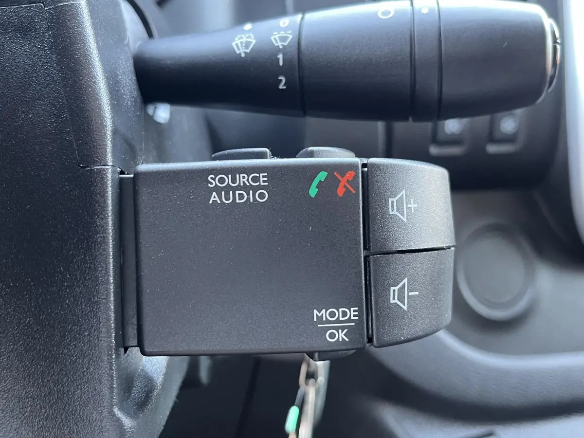 L2H1*CARPLAY*FULL-LED*3-PERS*HAAK*CRUISE*A/C*NAVI*