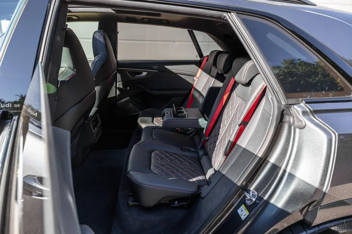 60 TFSIe 489pk PHEV Quattro Pro Line S Competition | Panoramadak | 4WS | B & O Advanced  | Massage + Ventilatie | Laser-LED | Audi Sport Stiksel |
