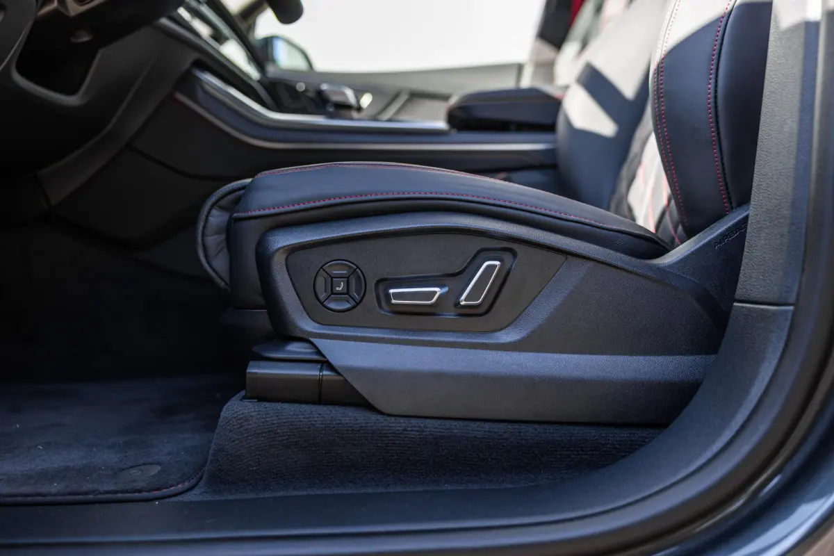 60 TFSIe 489pk PHEV Quattro Pro Line S Competition | Panoramadak | 4WS | B & O Advanced  | Massage + Ventilatie | Laser-LED | Audi Sport Stiksel |