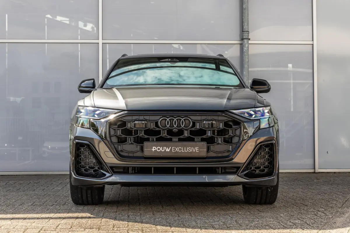 60 TFSIe 489pk PHEV Quattro Pro Line S Competition | Panoramadak | 4WS | B & O Advanced  | Massage + Ventilatie | Laser-LED | Audi Sport Stiksel |