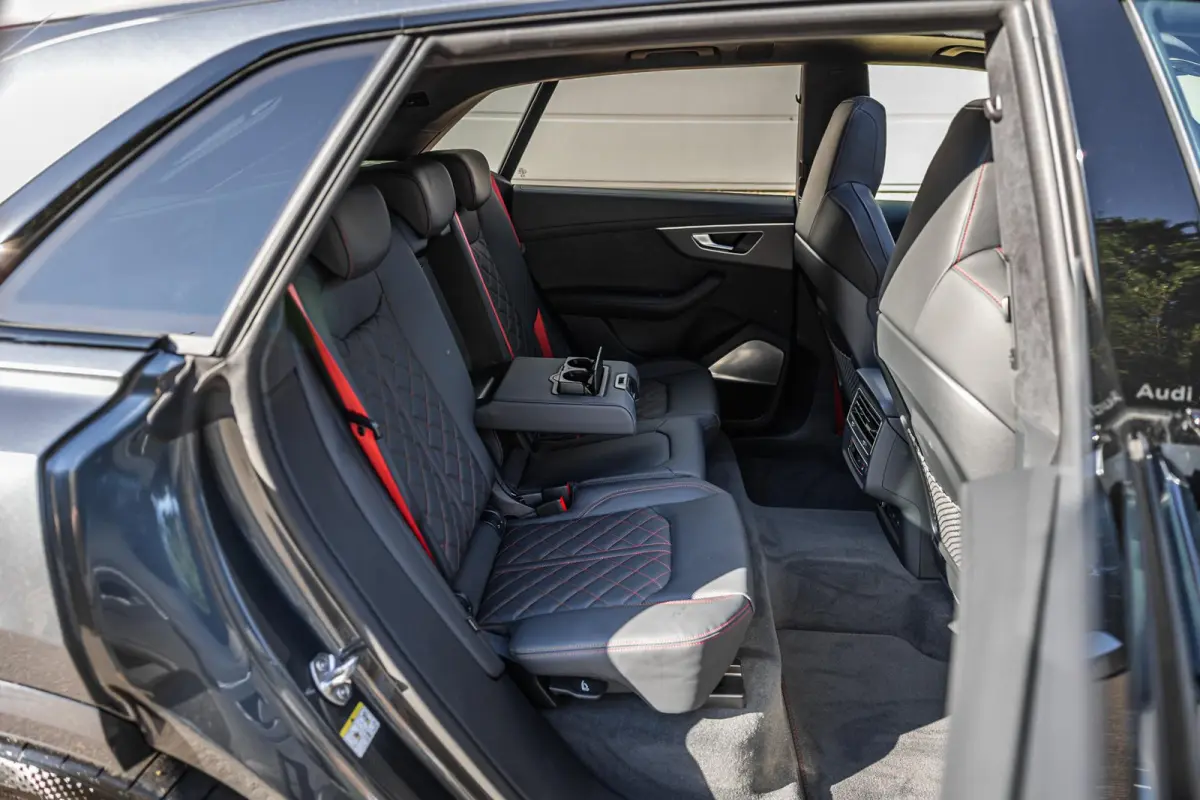 60 TFSIe 489pk PHEV Quattro Pro Line S Competition | Panoramadak | 4WS | B & O Advanced  | Massage + Ventilatie | Laser-LED | Audi Sport Stiksel |
