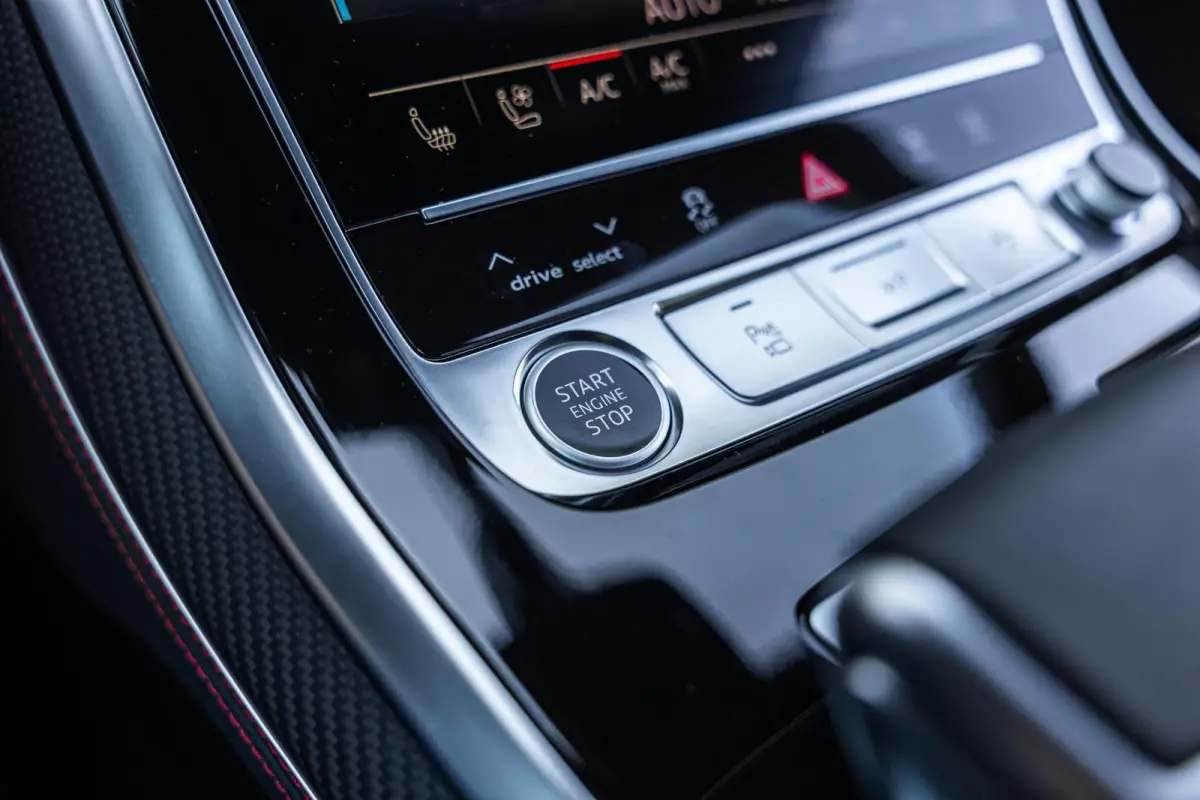 60 TFSIe 489pk PHEV Quattro Pro Line S Competition | Panoramadak | 4WS | B & O Advanced  | Massage + Ventilatie | Laser-LED | Audi Sport Stiksel |