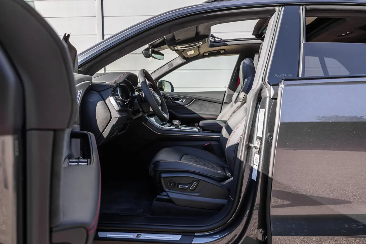60 TFSIe 489pk PHEV Quattro Pro Line S Competition | Panoramadak | 4WS | B & O Advanced  | Massage + Ventilatie | Laser-LED | Audi Sport Stiksel |