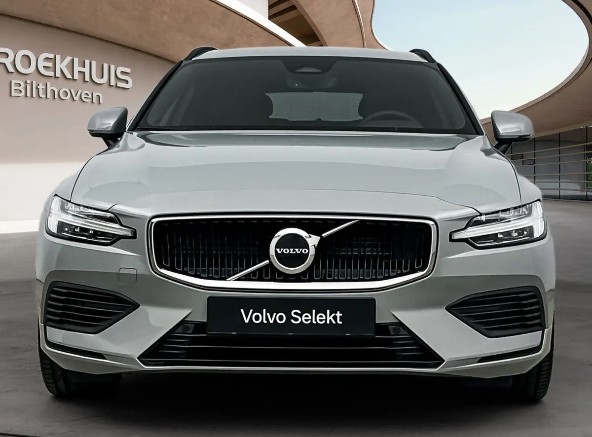 T6 AWD Plug-in Essential | Trekhaak | PDC V+A en camera | Stoel + Stuurverwarming | Extra getint glas | 19 inch LM |