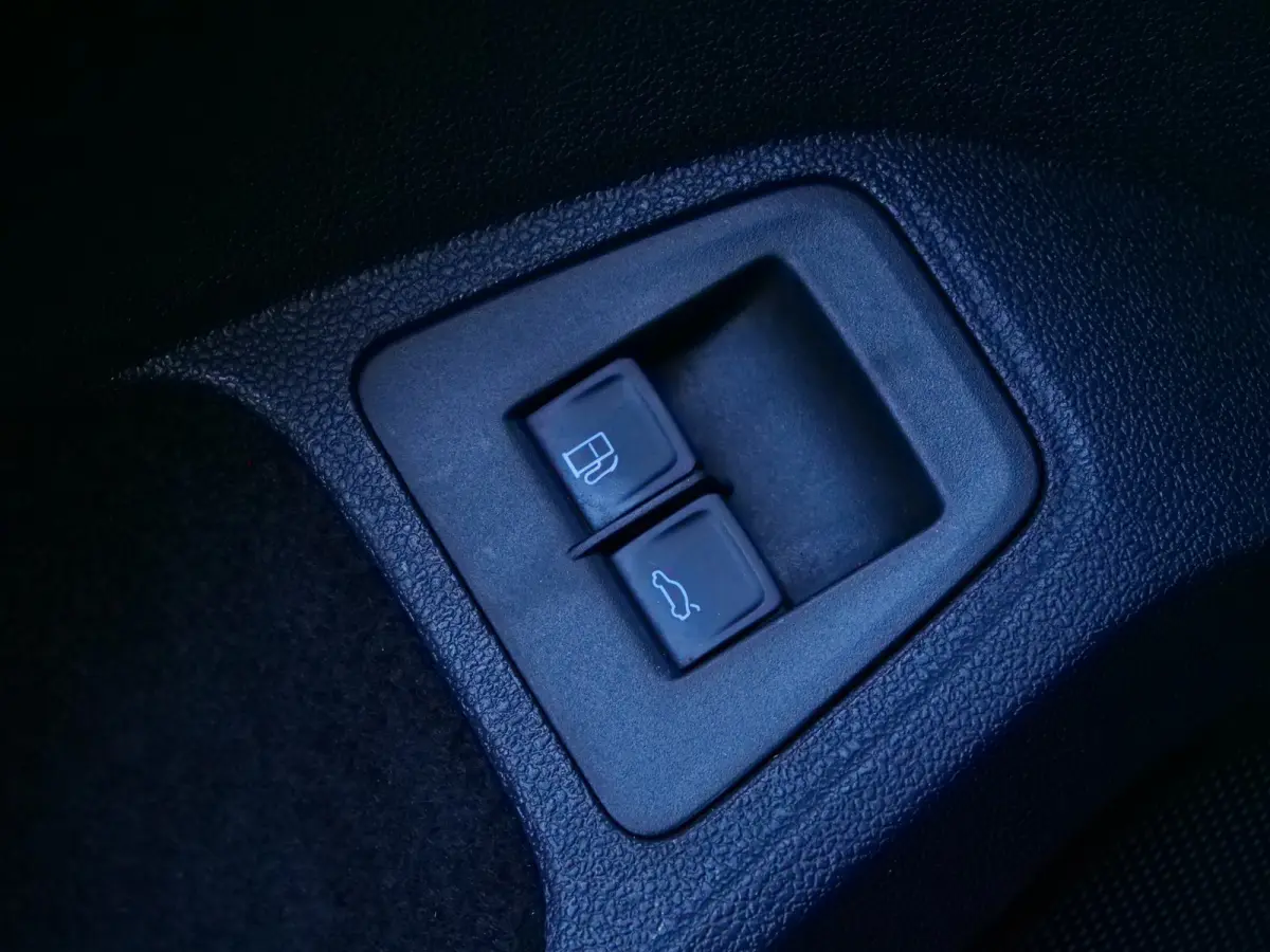 1.4 TSI eHybrid R-Line Business+ 245 Pk Automaat Navi / DAB / Apple Carplay / Camera / Stoelverwarming