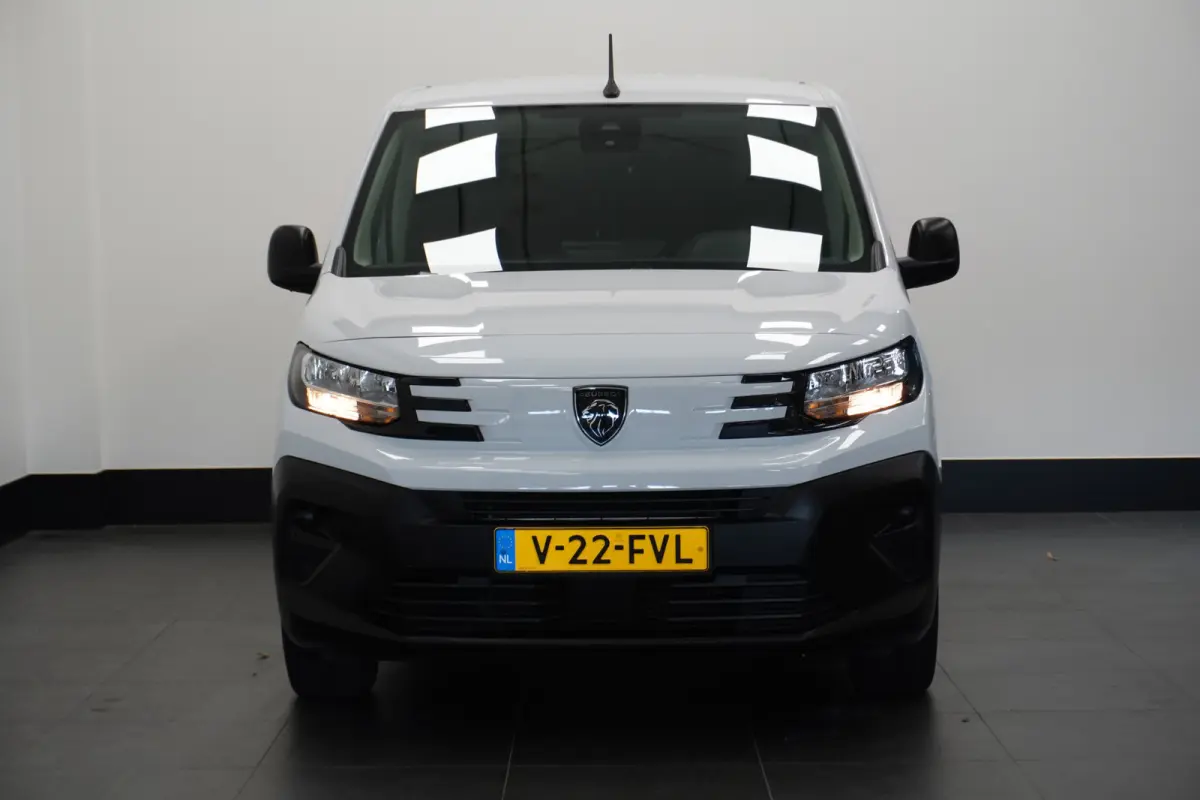 1.5 BlueHDi 102PK L2 EURO 6 - Airco - Cruise - Camera - €16.950,- Excl.
