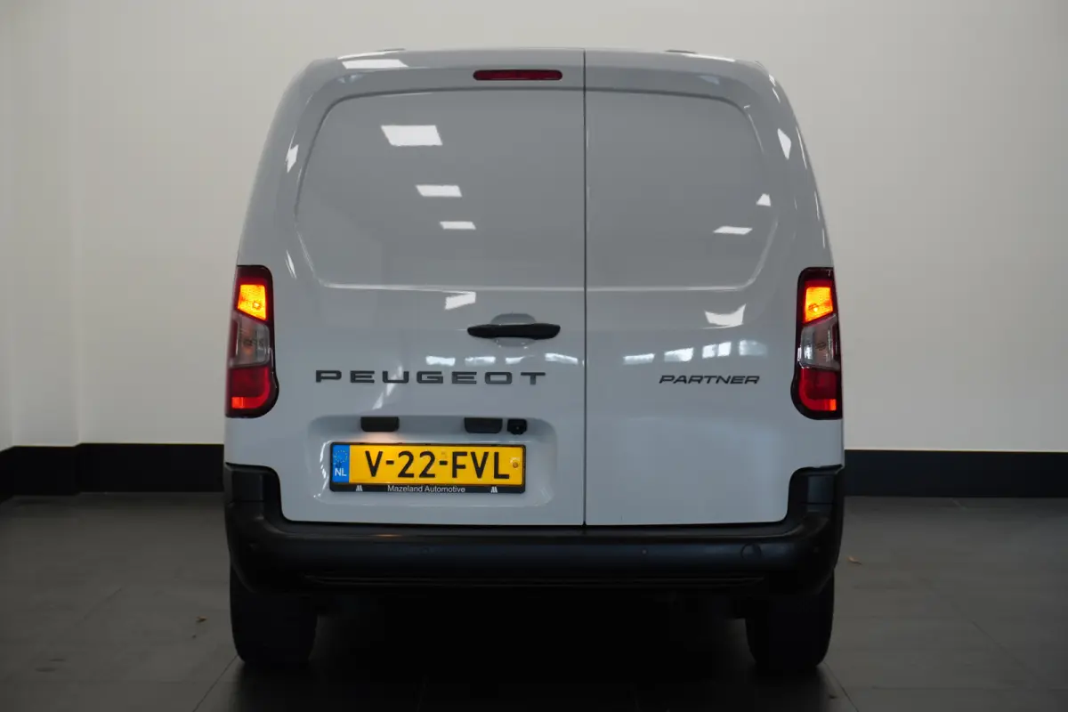 1.5 BlueHDi 102PK L2 EURO 6 - Airco - Cruise - Camera - €16.950,- Excl.