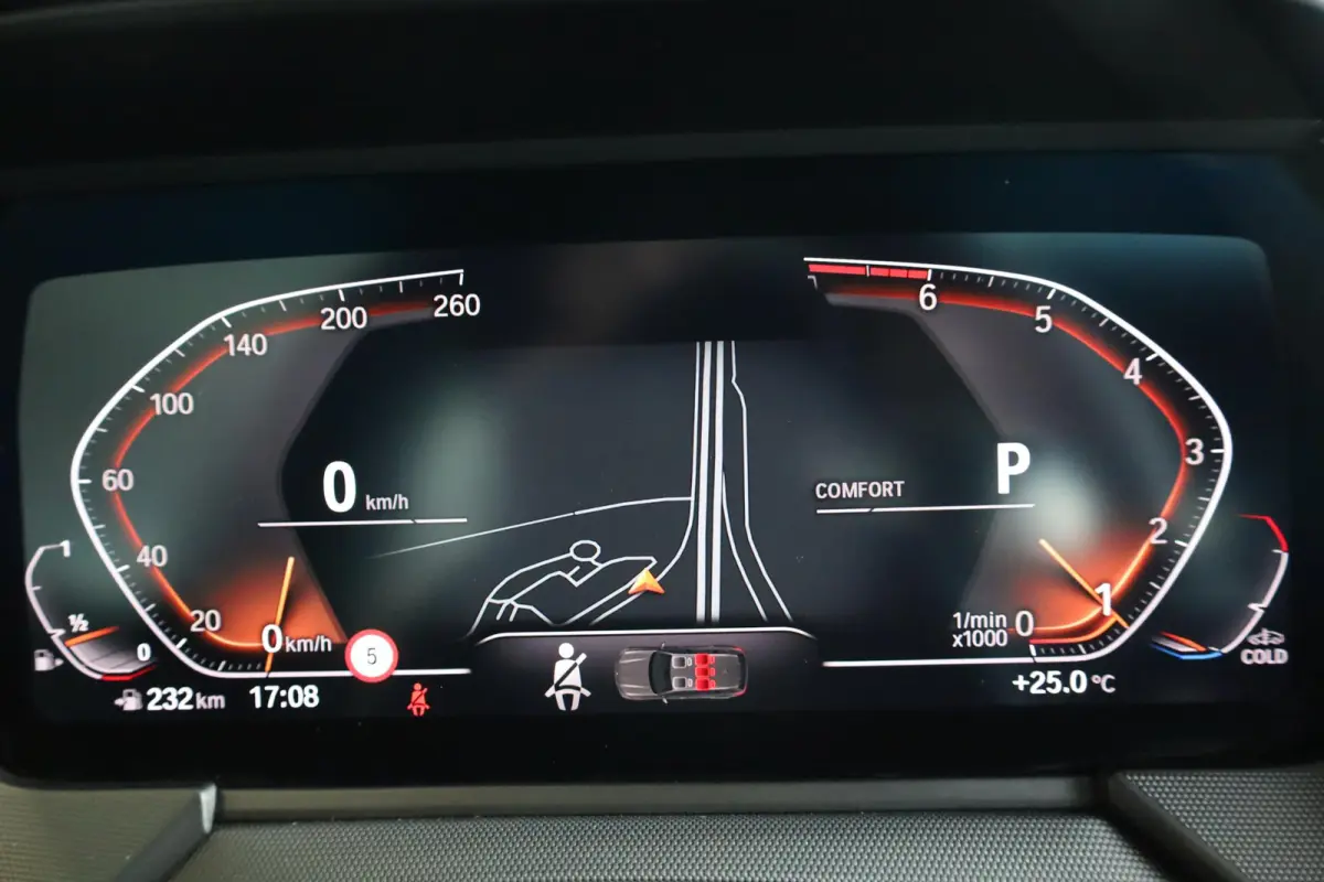 118i M Sport | Panoramadak Elektrisch | Getint Glas