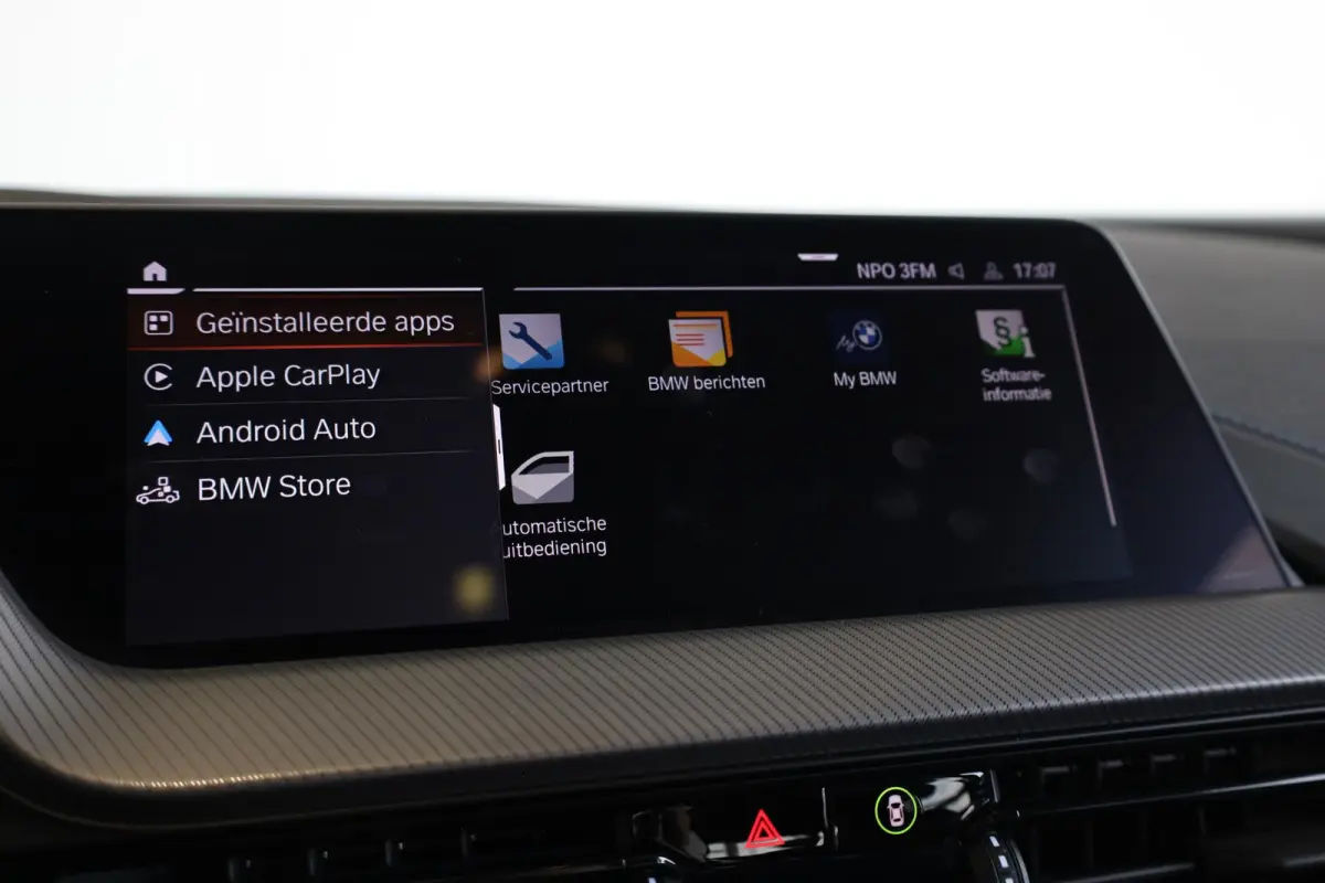 118i M Sport | Panoramadak Elektrisch | Getint Glas