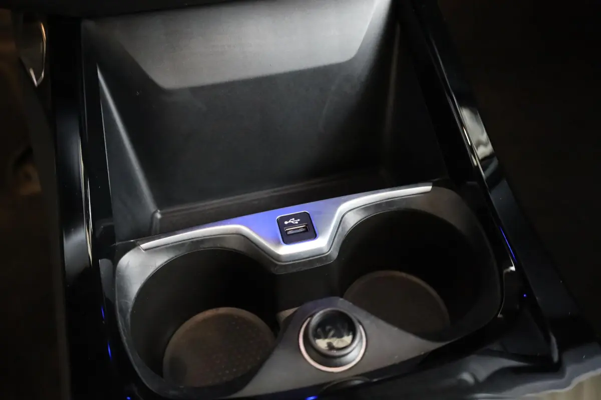 118i M Sport | Panoramadak Elektrisch | Getint Glas
