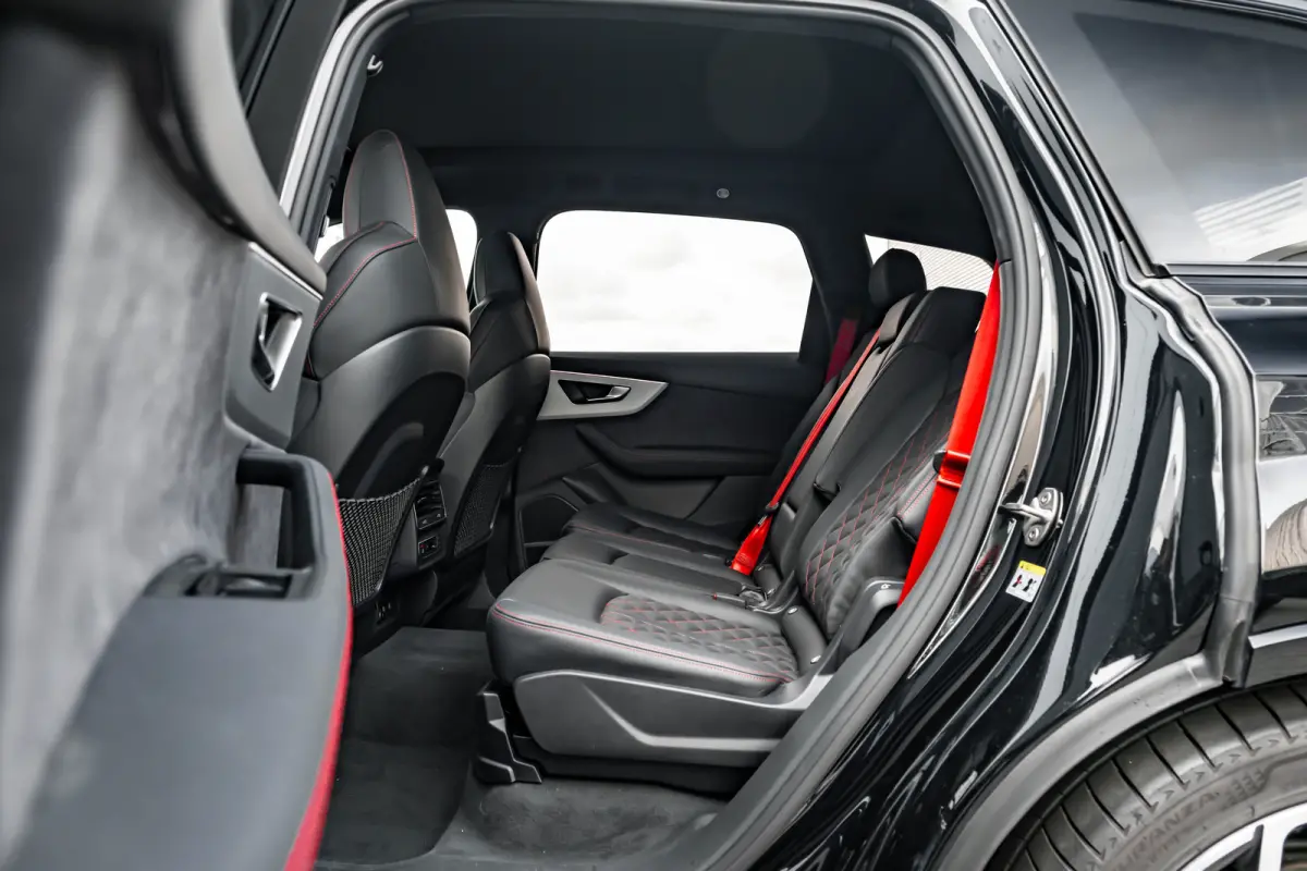 60 TFSI e quattro Pro Line S Competition 490 PK | Trekhaak | Vierwielbesturing | Super Sportstoelen | Head-up | B&O