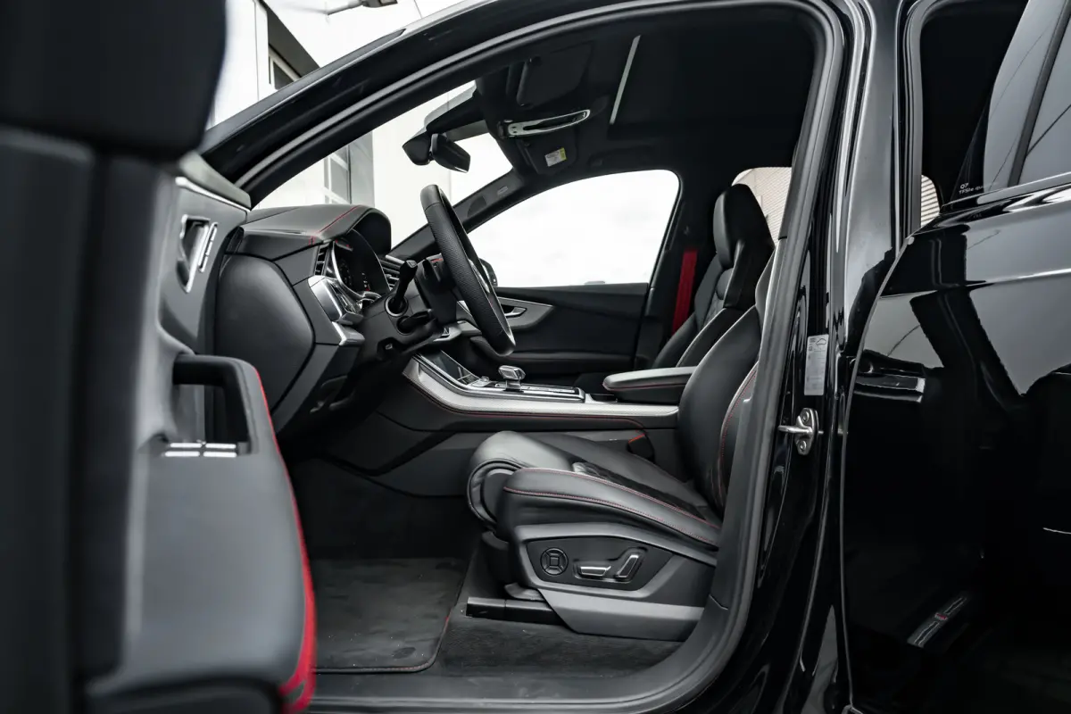 60 TFSI e quattro Pro Line S Competition 490 PK | Trekhaak | Vierwielbesturing | Super Sportstoelen | Head-up | B&O