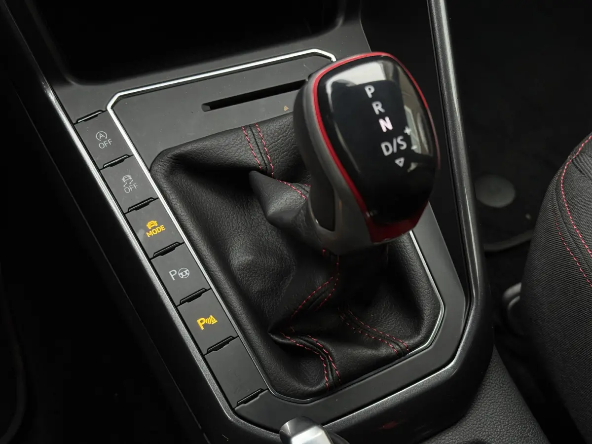 2.0 TSI GTI TSI 210PK DSG GTI-SPORT CARPLAY/LED/IQ-LIGHT
