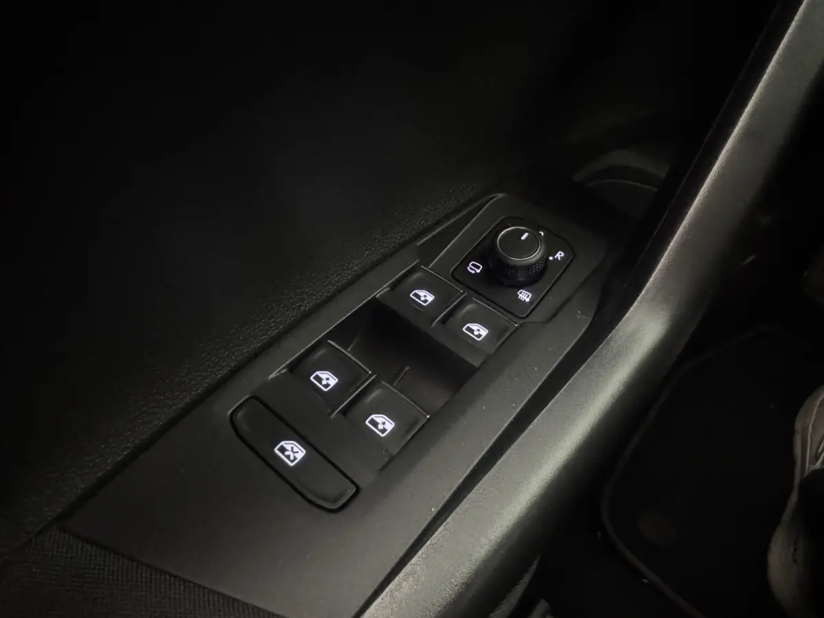 2.0 TSI GTI TSI 210PK DSG GTI-SPORT CARPLAY/LED/IQ-LIGHT