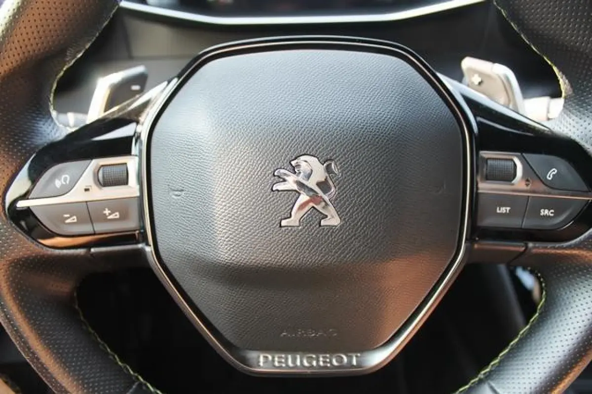 1.2 PureTech GT | Automaat | Camera | Navi | Clima