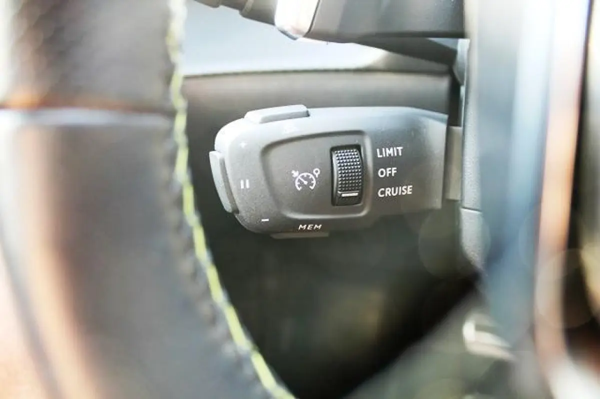 1.2 PureTech GT | Automaat | Camera | Navi | Clima