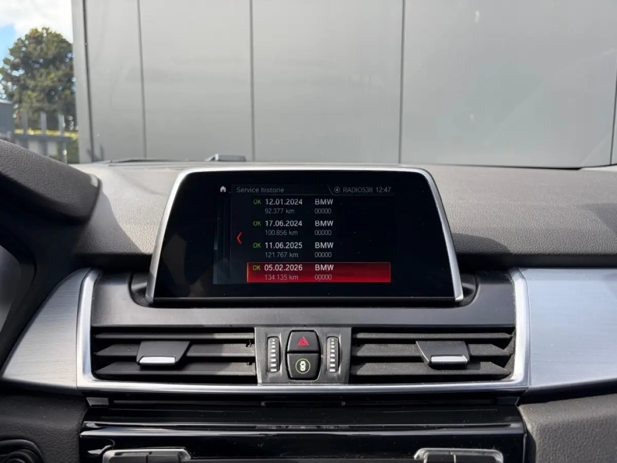 218i Automaat Leder LED Navi Cruise PDC e.Klep