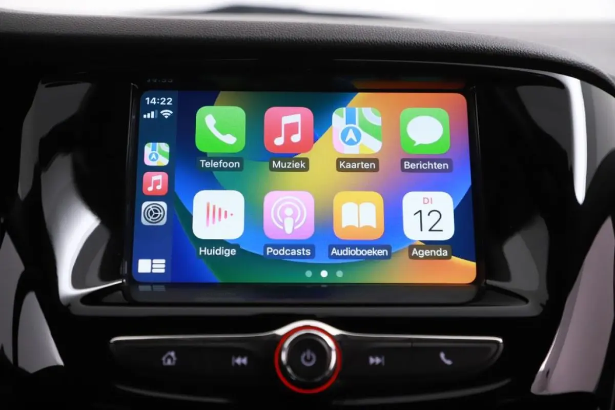 1.0 Online Ed. rijklaarprijs CarPlay/Airco