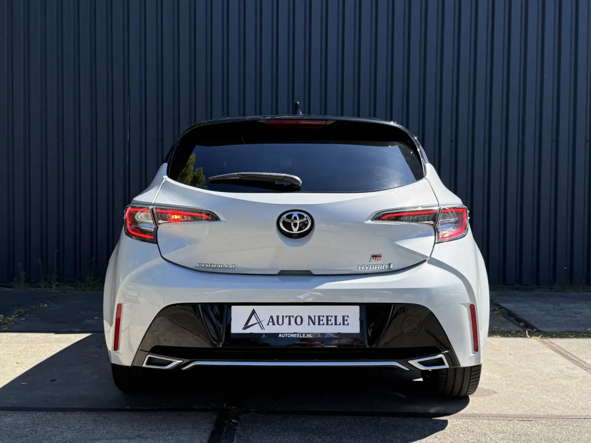 2.0 Hybrid GR-Sport Plus Panoramadak, Kuipstoelen, HUD
