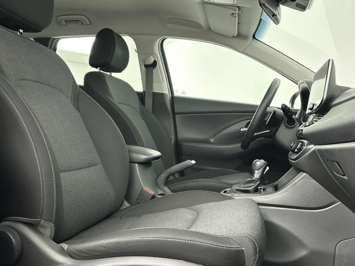 1.0 T-GDi MHEV Comfort Apple Carplay | Android Auto | Lane Assist | Cruise Control | Achteruitrijcamera | Parkeersensoren Achter | Navigatie