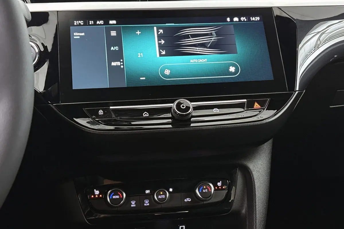 1.2 Turbo Hybrid GS Tech & Infotainment pack / 2+6 jaar garantie
