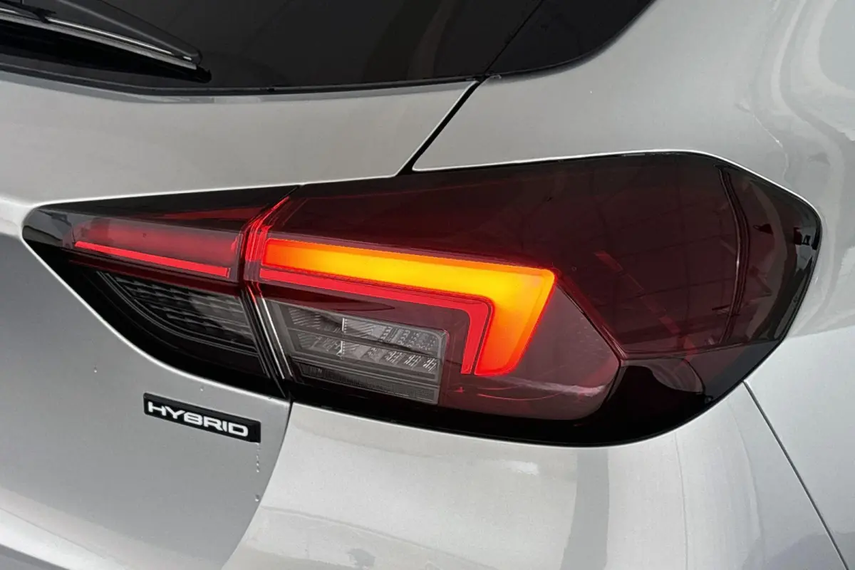 1.2 Turbo Hybrid GS Tech & Infotainment pack / 2+6 jaar garantie