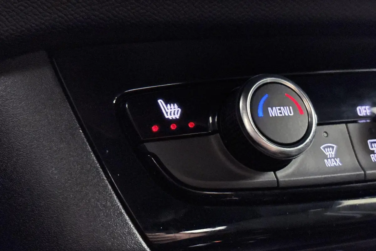1.2 Turbo Hybrid GS Tech & Infotainment pack / 2+6 jaar garantie