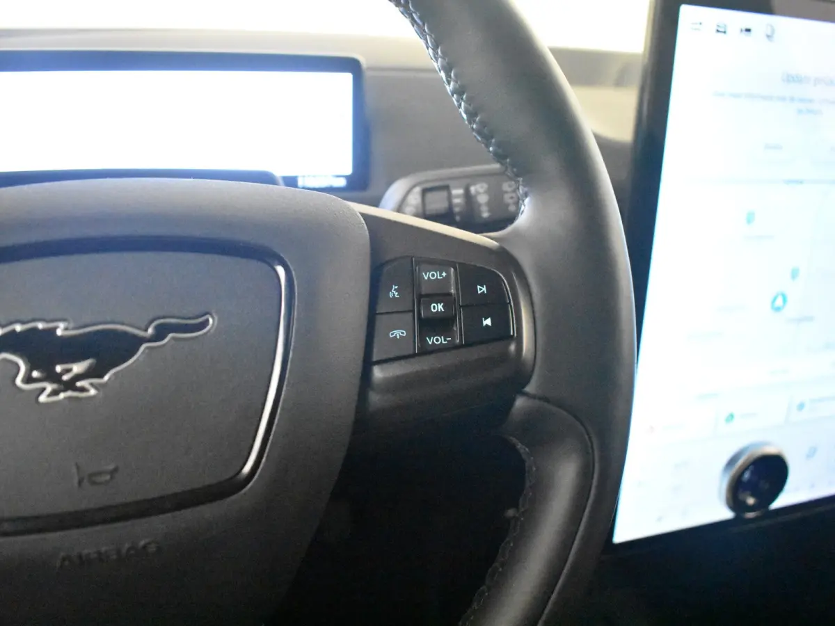 RWD 75 kWh l 1e Eigenaar l Leder l B&O Sound l SOH 95% l Keyless Entry l Verwarmd Voorruit l Camera l Elektr. Klep l