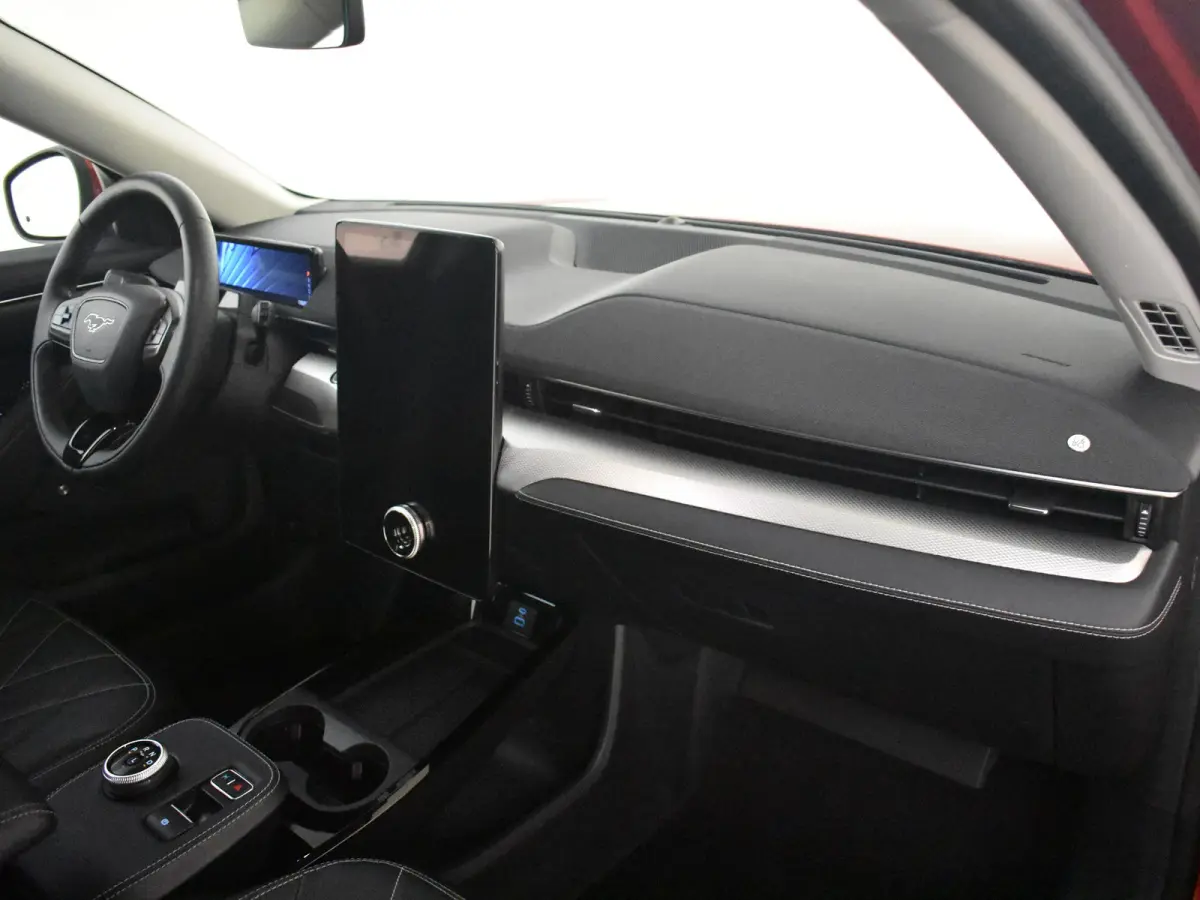 RWD 75 kWh l 1e Eigenaar l Leder l B&O Sound l SOH 95% l Keyless Entry l Verwarmd Voorruit l Camera l Elektr. Klep l