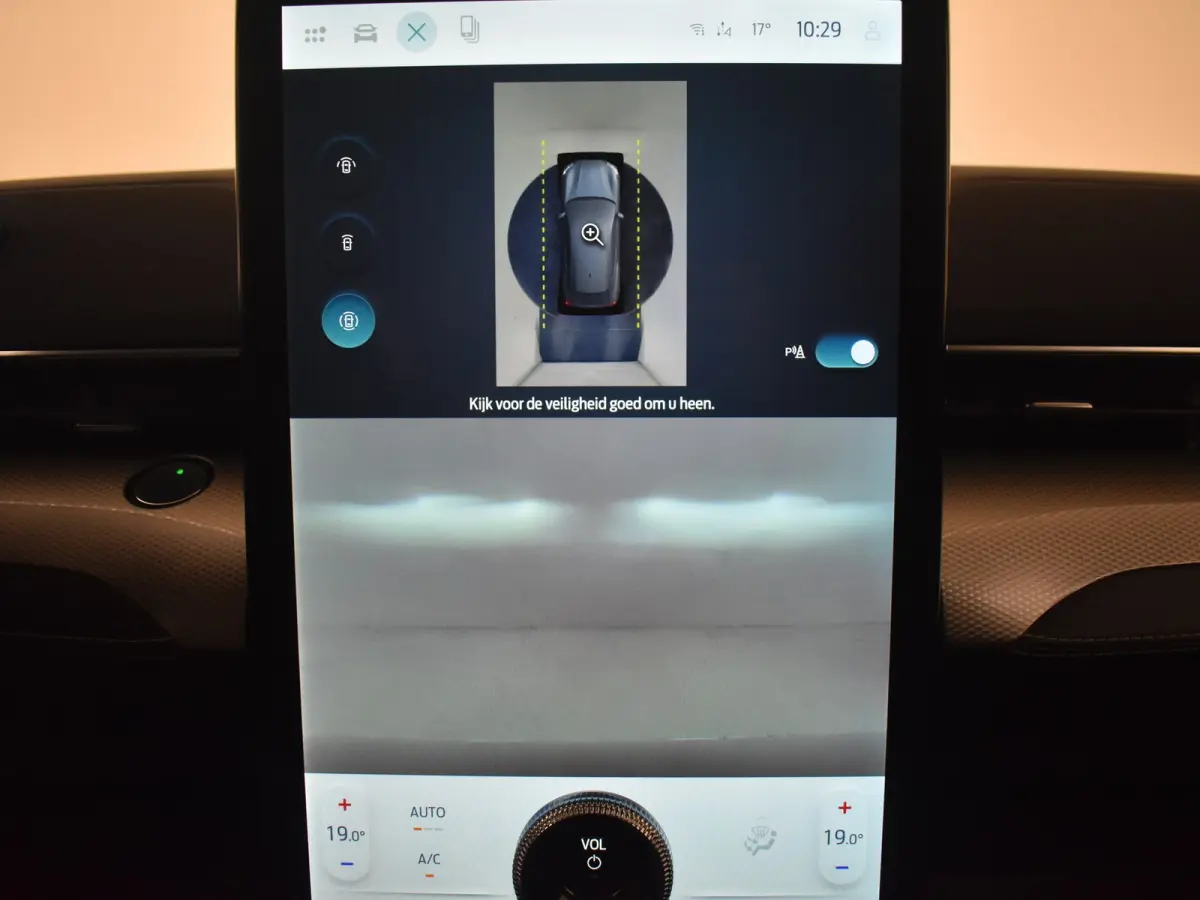 RWD 75 kWh l 1e Eigenaar l Leder l B&O Sound l SOH 95% l Keyless Entry l Verwarmd Voorruit l Camera l Elektr. Klep l