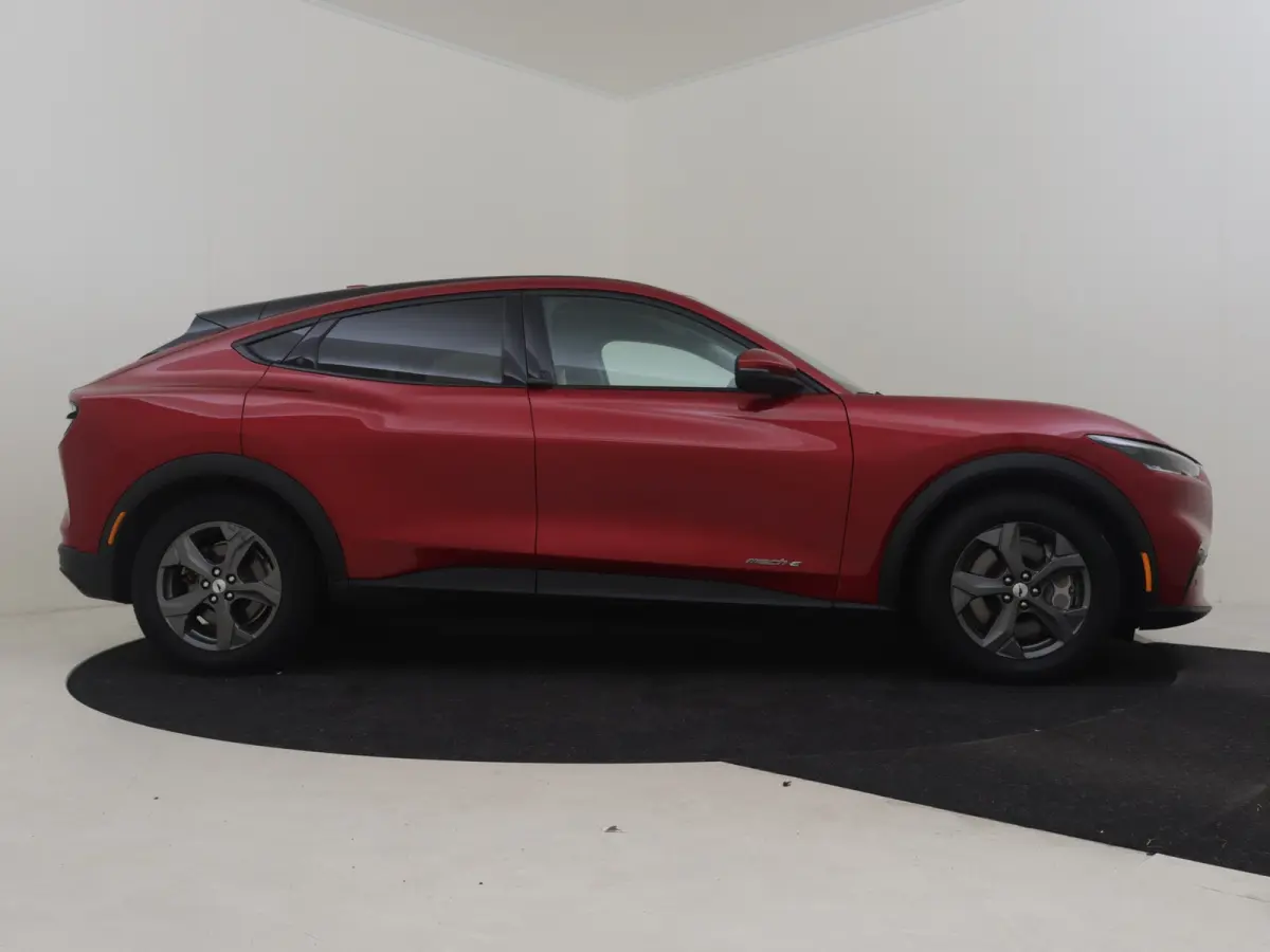 RWD 75 kWh l 1e Eigenaar l Leder l B&O Sound l SOH 95% l Keyless Entry l Verwarmd Voorruit l Camera l Elektr. Klep l