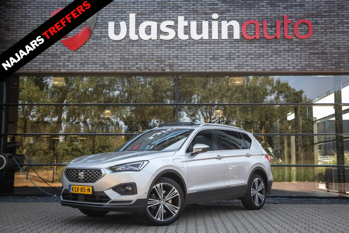 1.4 TSI e-Hybrid PHEV Xcellence , SOH 91,1%, Elektrische Trekhaak, Panoramadak, Memory, Apple Carplay, Adaptive cruise,