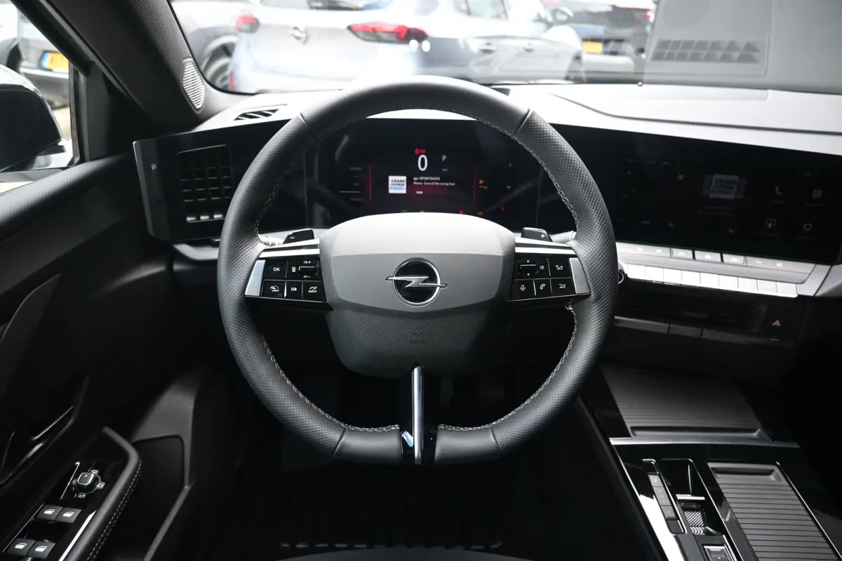 1.2 Turbo Hybrid GS Tot 8 Jaar Garantie! | Alcantara | Elektr. Stoelen | Intelli-Lux LED | Navigatie | Achteruitrijcamera | Adaptive Cruise | !!