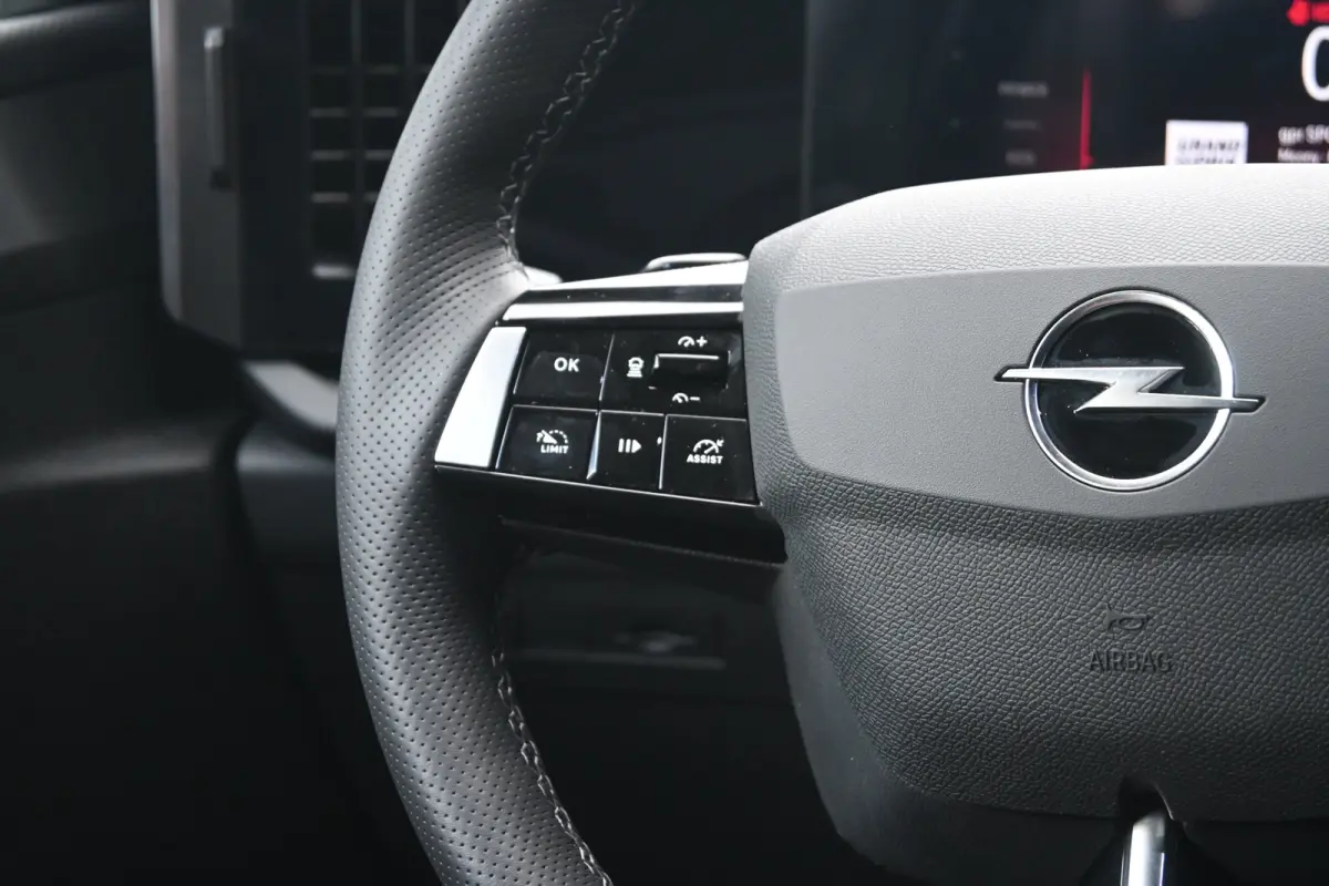 1.2 Turbo Hybrid GS Tot 8 Jaar Garantie! | Alcantara | Elektr. Stoelen | Intelli-Lux LED | Navigatie | Achteruitrijcamera | Adaptive Cruise | !!