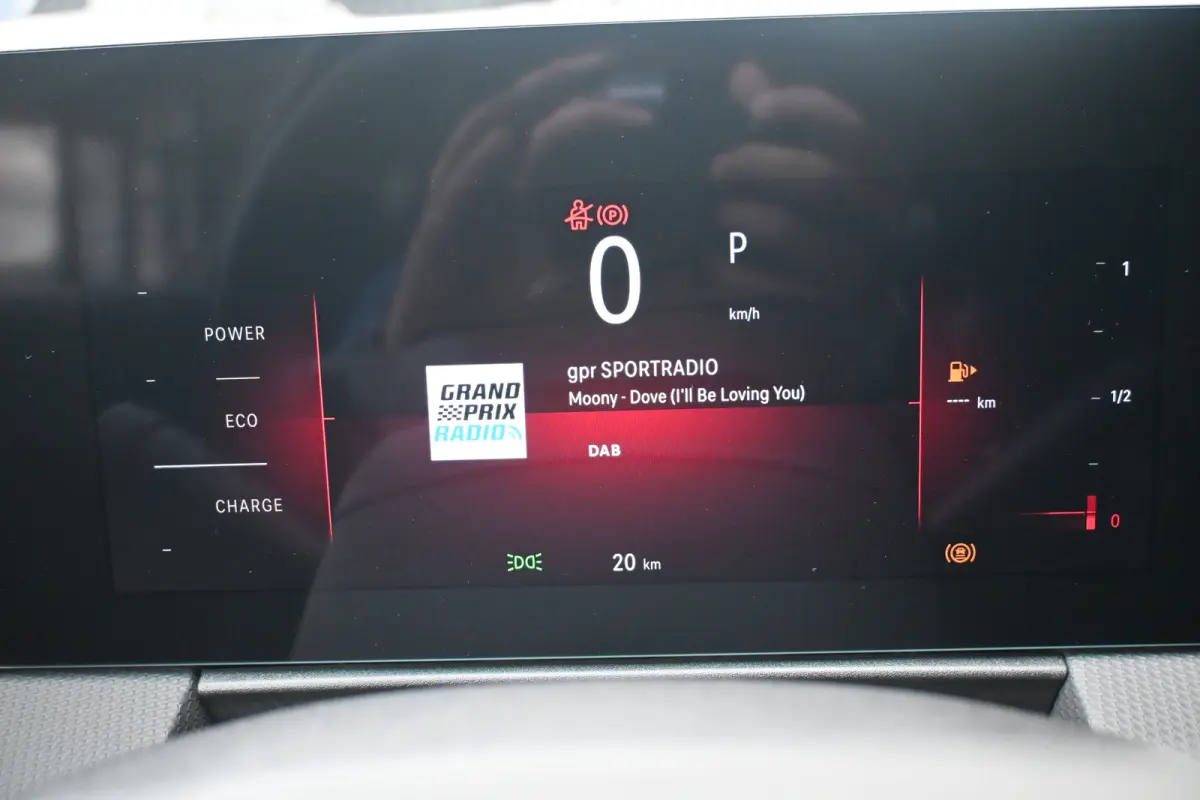 1.2 Turbo Hybrid GS Tot 8 Jaar Garantie! | Alcantara | Elektr. Stoelen | Intelli-Lux LED | Navigatie | Achteruitrijcamera | Adaptive Cruise | !!