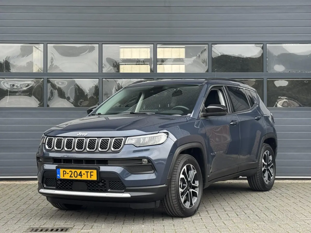 4xe 240 PLUG-IN HYBRID LIMITED I WINTERPAKKET I P-CAMERA I APPLE CARPLAY I ADAPTIVE CRUISE CONTROL