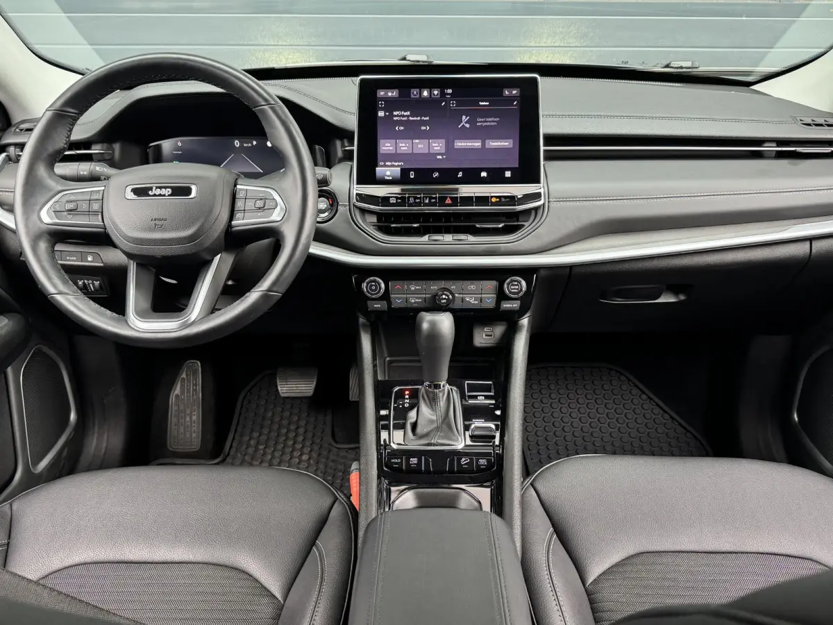 4xe 240 PLUG-IN HYBRID LIMITED I WINTERPAKKET I P-CAMERA I APPLE CARPLAY I ADAPTIVE CRUISE CONTROL