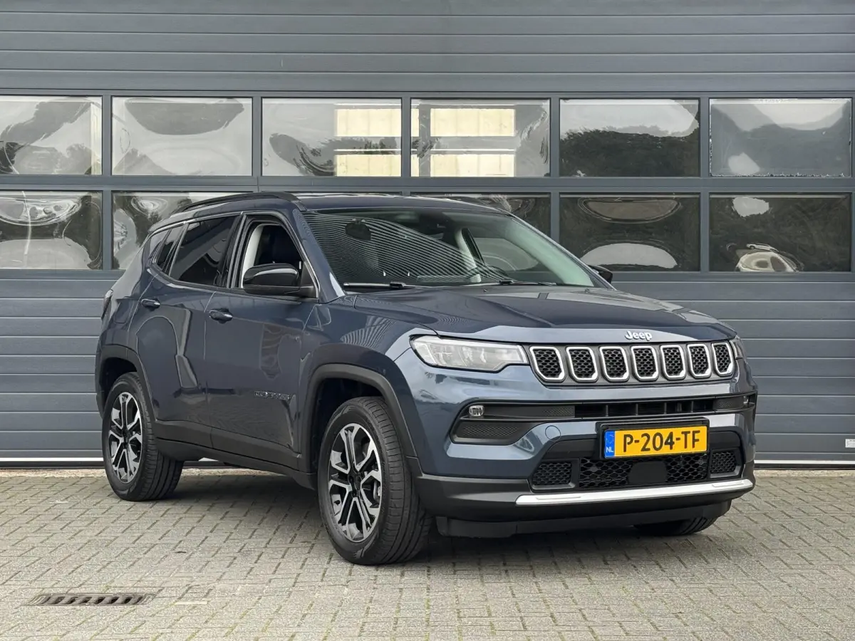 4xe 240 PLUG-IN HYBRID LIMITED I WINTERPAKKET I P-CAMERA I APPLE CARPLAY I ADAPTIVE CRUISE CONTROL