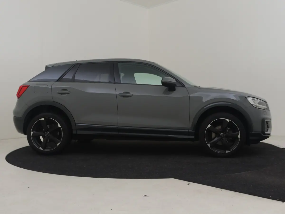 30 TFSI S Edition l Panorama Dak | Keyless entry/start | Stoelverwarming | Dodehoek detectie | Elektr achterklep |DAB | LED | Navi | 18"LMV