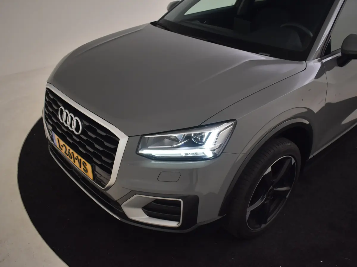 30 TFSI S Edition l Panorama Dak | Keyless entry/start | Stoelverwarming | Dodehoek detectie | Elektr achterklep |DAB | LED | Navi | 18"LMV