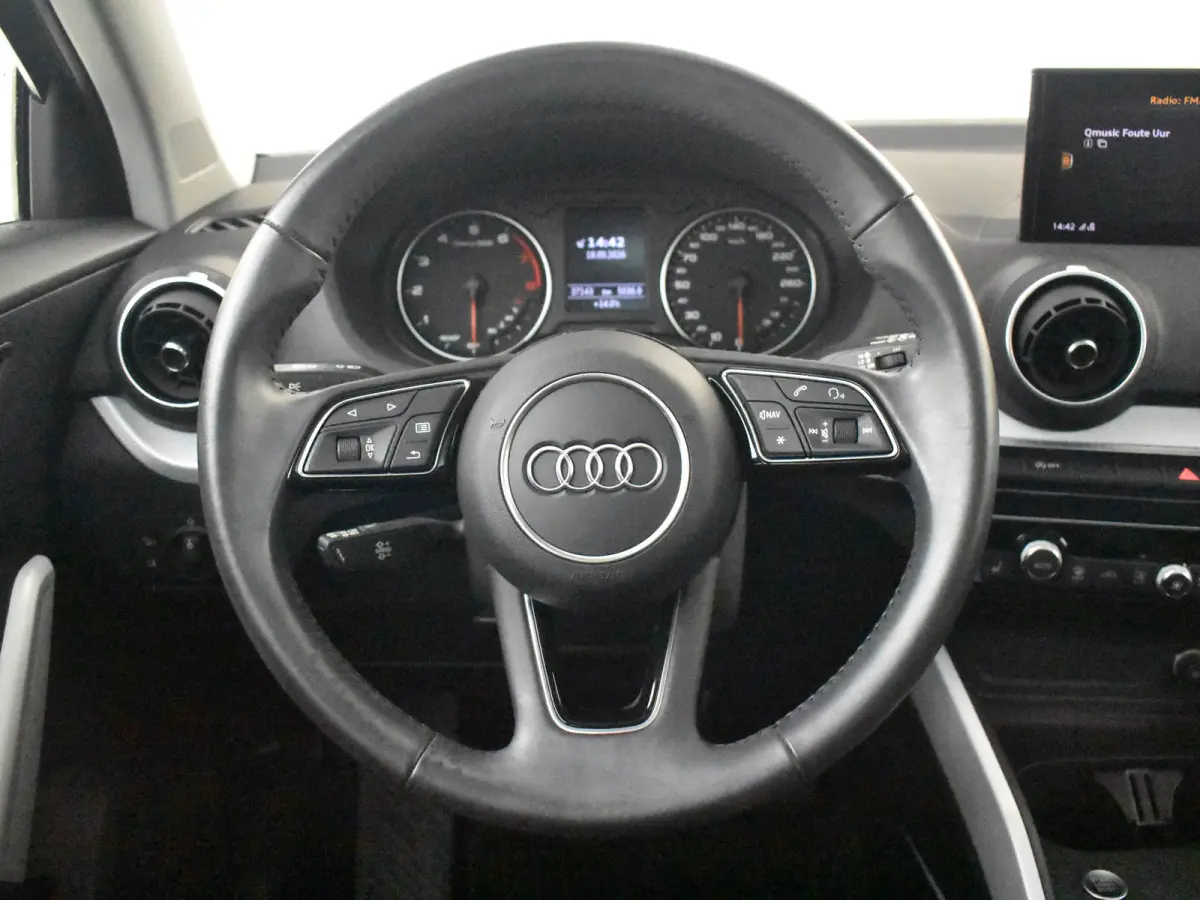 30 TFSI S Edition l Panorama Dak | Keyless entry/start | Stoelverwarming | Dodehoek detectie | Elektr achterklep |DAB | LED | Navi | 18"LMV